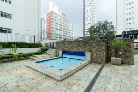 Apartamento à venda com 200m², 4 quartos e 3 vagasÁrea comum - Piscina