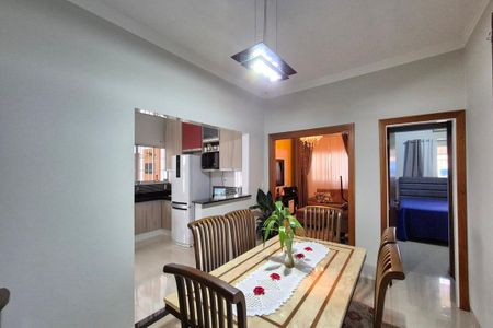 Casa à venda com 281m², 3 quartos e 2 vagasSala de Jantar