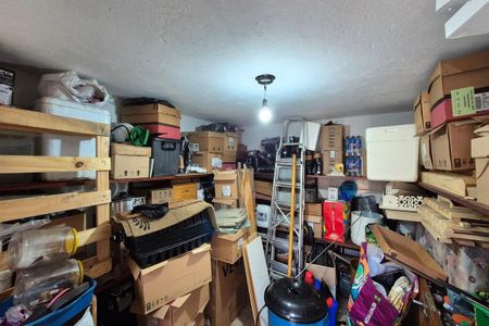 Casa à venda com 281m², 3 quartos e 2 vagasDespensa 