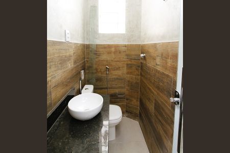 Casa para alugar com 152m², 4 quartos e 2 vagasLavabo