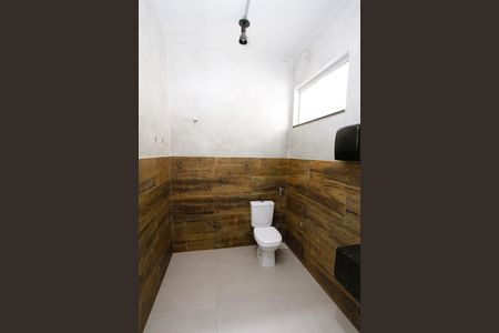 Casa para alugar com 152m², 4 quartos e 2 vagasBanheiro 2