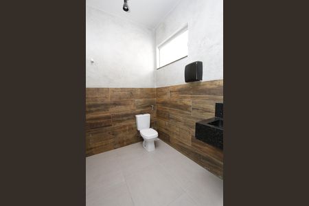 Casa para alugar com 152m², 4 quartos e 2 vagasBanheiro 2