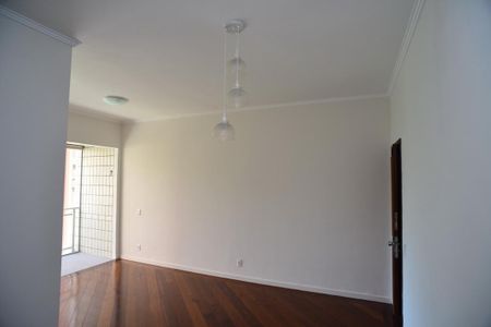 Apartamento para alugar com 84m², 2 quartos e 1 vagaSala