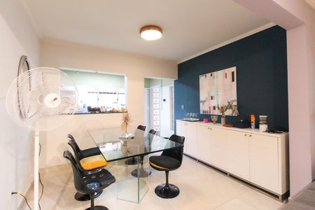 Sala de casa à venda com 2 quartos, 250m² em Vila Campanela, São Paulo