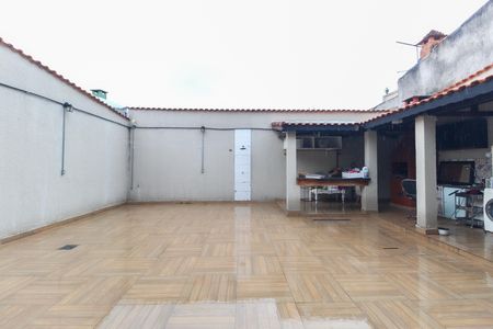Casa à venda com 250m², 2 quartos e 3 vagas Casa à venda com 250m², 2 quartos e 3 vagasÁrea Externa