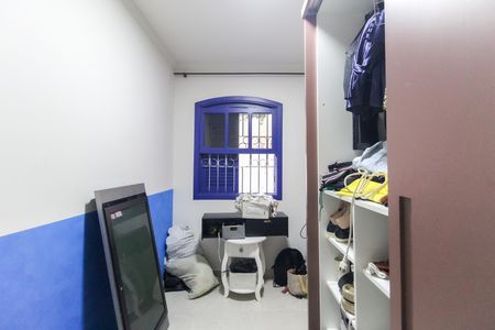 Casa à venda com 250m², 2 quartos e 3 vagas Casa à venda com 250m², 2 quartos e 3 vagasQuarto 2