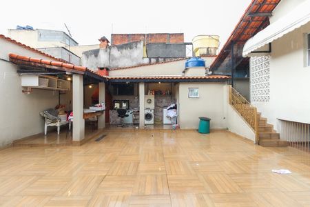 Casa à venda com 250m², 2 quartos e 3 vagas Casa à venda com 250m², 2 quartos e 3 vagasÁrea Externa