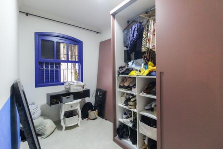 Casa à venda com 250m², 2 quartos e 3 vagas Casa à venda com 250m², 2 quartos e 3 vagasQuarto 2