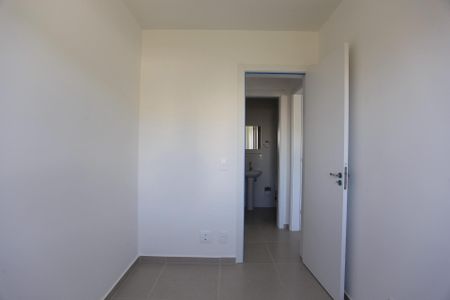 Quarto 1 de apartamento para alugar com 2 quartos, 47m² em Parque da Fonte, São José dos Pinhais