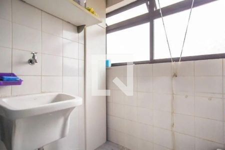 Apartamento para alugar com 74m², 3 quartos e 2 vagasÁrea de serviço