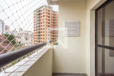 Apartamento para alugar com 74m², 3 quartos e 2 vagasVaranda