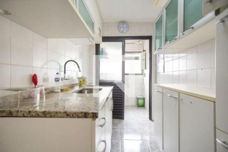 Apartamento para alugar com 74m², 3 quartos e 2 vagasCozinha