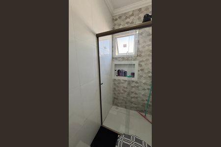 Apartamento à venda com 102m², 2 quartos e 1 vaga Apartamento à venda com 102m², 2 quartos e 1 vagaBanheiro