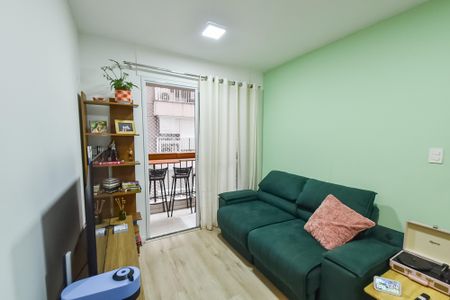 Apartamento à venda com 37m², 2 quartos e sem vaga Apartamento à venda com 37m², 2 quartos e sem vagaSala