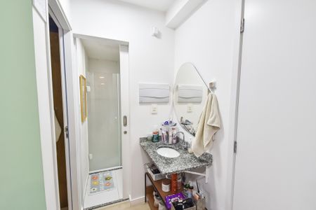 Apartamento à venda com 37m², 2 quartos e sem vaga Apartamento à venda com 37m², 2 quartos e sem vagaBanheiro