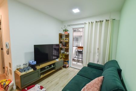 Apartamento à venda com 37m², 2 quartos e sem vaga Apartamento à venda com 37m², 2 quartos e sem vagaSala