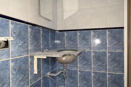 Banheiro da Suíte 1 de casa à venda com 2 quartos, 110m² em Jardim Vila Galvao, Guarulhos