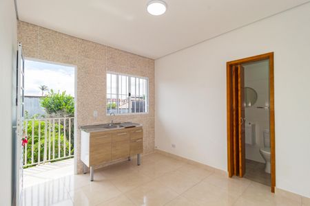 Sala/Cozinha de kitnet/studio para alugar com 1 quarto, 27m² em Água Rasa, São Paulo