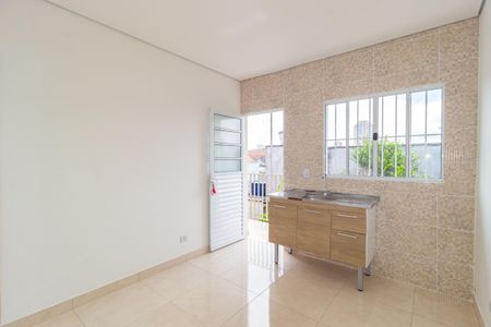 Sala/Cozinha de kitnet/studio para alugar com 1 quarto, 27m² em Água Rasa, São Paulo