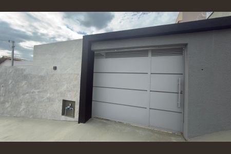 Casa à venda com 219m², 3 quartos e 2 vagas