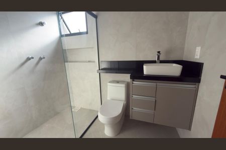 Casa à venda com 219m², 3 quartos e 2 vagas