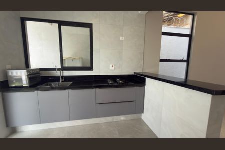 Casa à venda com 3 quartos, 219m² em Lundcéia, Lagoa Santa