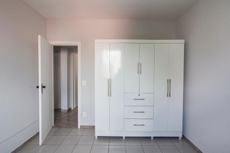 Apartamento para alugar com 130m², 3 quartos e 2 vagasQuarto 2