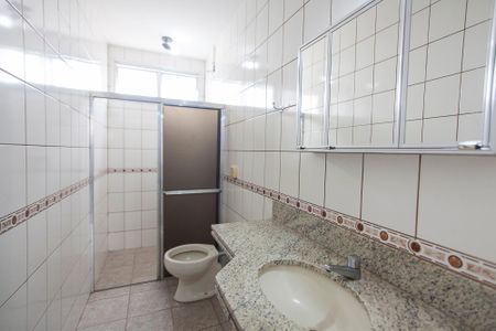 Apartamento para alugar com 130m², 3 quartos e 2 vagasBanheiro Social