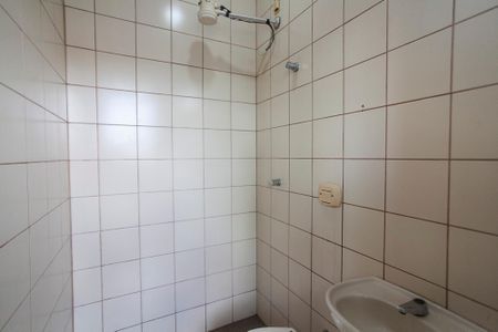 Apartamento para alugar com 130m², 3 quartos e 2 vagasBanheiro de Serviço