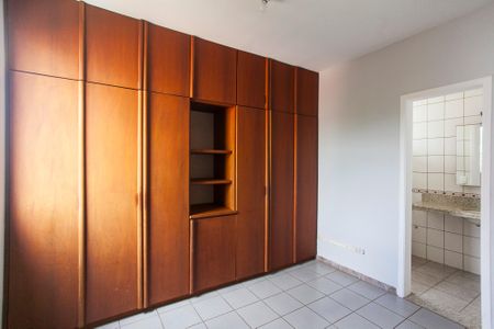 Apartamento para alugar com 130m², 3 quartos e 2 vagasSuite