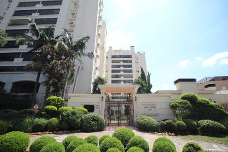 Apartamento à venda com 117m², 4 quartos e 2 vagasFachada