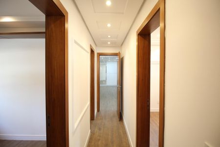 Apartamento à venda com 117m², 4 quartos e 2 vagasCorredor