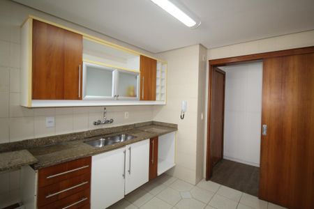 Apartamento à venda com 117m², 4 quartos e 2 vagasCozinha
