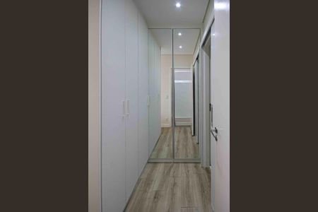 Apartamento à venda com 54m², 2 quartos e 1 vagaCloset da Suíte