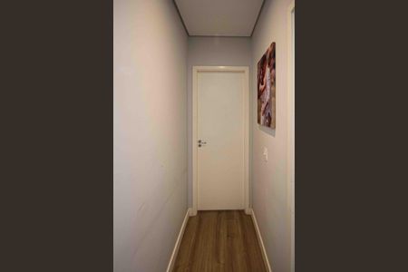 Apartamento à venda com 54m², 2 quartos e 1 vagaCorredor
