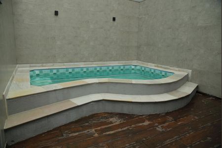 Casa para alugar com 350m², 3 quartos e 3 vagasQuintal/Piscina 
