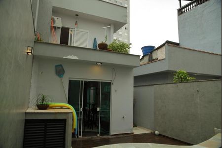 Casa para alugar com 350m², 3 quartos e 3 vagasQuintal/Piscina 