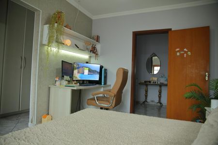 Casa para alugar com 350m², 3 quartos e 3 vagasSuíte 2 