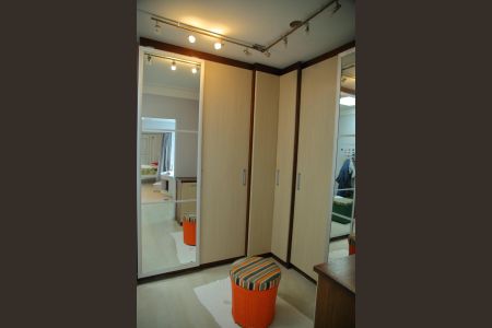 Casa para alugar com 350m², 3 quartos e 3 vagasCloset  Suíte 1  
