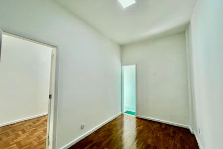 Sala  de apartamento à venda com 1 quarto, 32m² em Leme, Rio de Janeiro