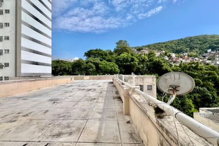 Apartamento à venda com 32m², 1 quarto e sem vagaÁrea comum