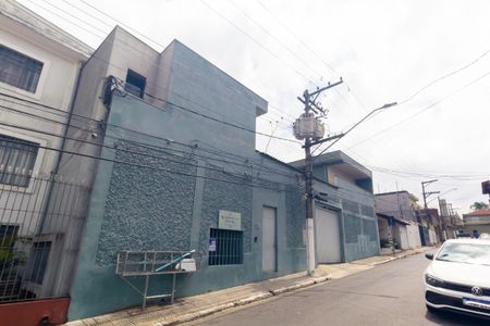 Casa de condomínio para alugar com 52m², 2 quartos e 1 vagaFachada