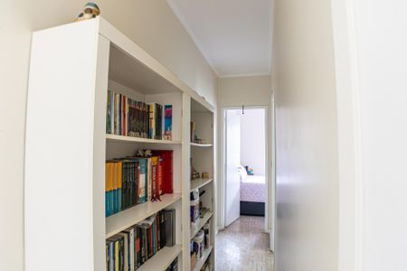 Casa à venda com 125m², 3 quartos e 2 vagas Casa à venda com 125m², 3 quartos e 2 vagasCorredor