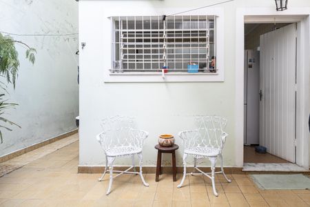 Casa à venda com 125m², 3 quartos e 2 vagas Casa à venda com 125m², 3 quartos e 2 vagasQuintal