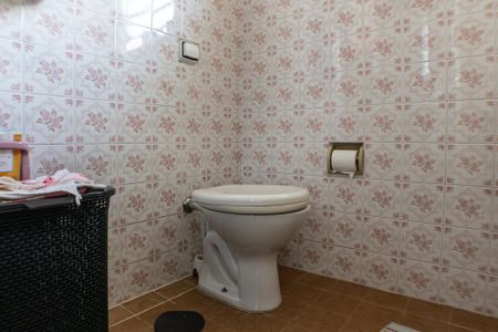 Casa à venda com 125m², 3 quartos e 2 vagas Casa à venda com 125m², 3 quartos e 2 vagasBanheiro 2