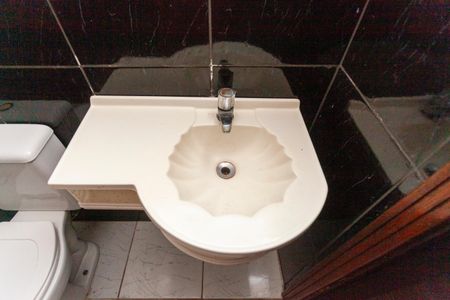 Casa para alugar com 150m², 3 quartos e 2 vagasBanheiro 2