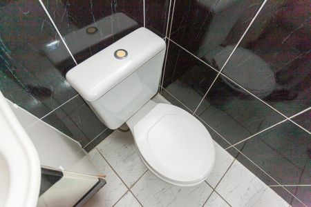 Casa para alugar com 150m², 3 quartos e 2 vagasBanheiro da Suíte