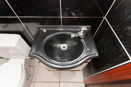 Casa para alugar com 150m², 3 quartos e 2 vagasBanheiro