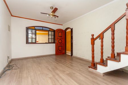 Casa para alugar com 150m², 3 quartos e 2 vagasSala