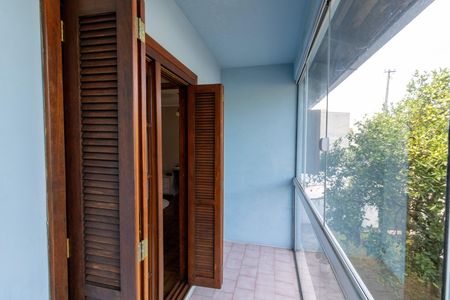 Sacada de casa à venda com 4 quartos, 213m² em Aberta dos Morros, Porto Alegre